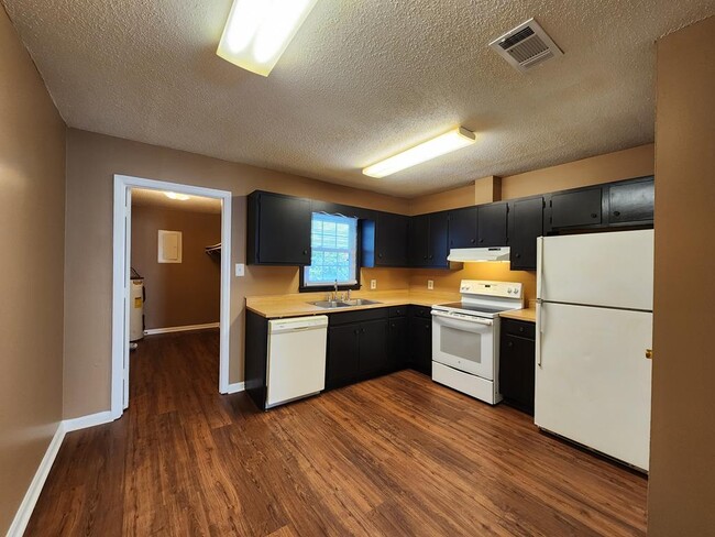 Building Photo - 116 Joiner Dr
