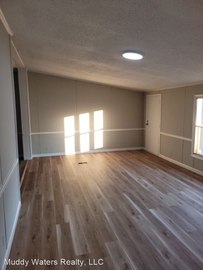Building Photo - 4 br, 2 bath House - 85 CR 3151