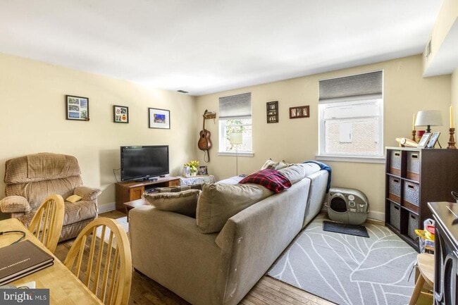 Foto del edificio - 620 S 18th St