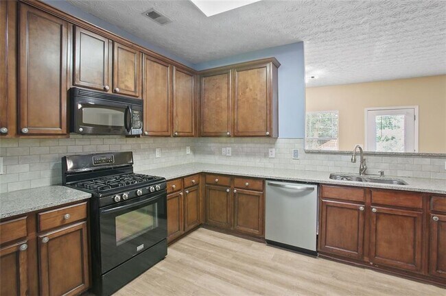 Foto del edificio - 5078 McEver View Dr