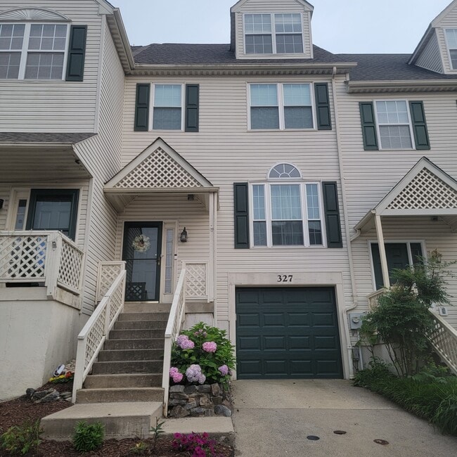 Building Photo - 327 Thyme Ln