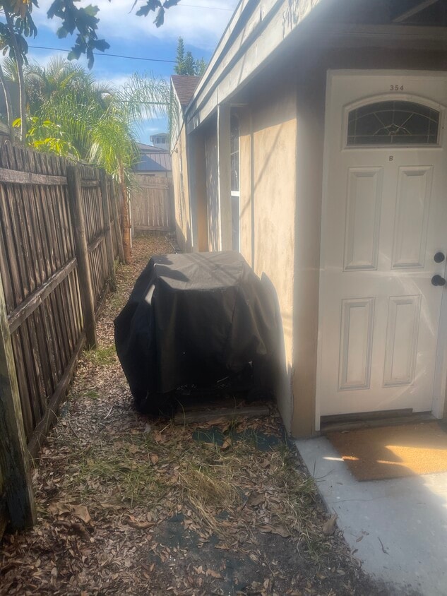 Primary Photo - 354 6th St NW