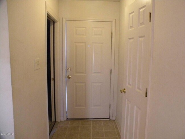 Foto del edificio - 109 Jerrett Ln