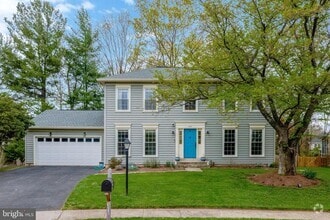 Building Photo - 44116 Bristow Cir