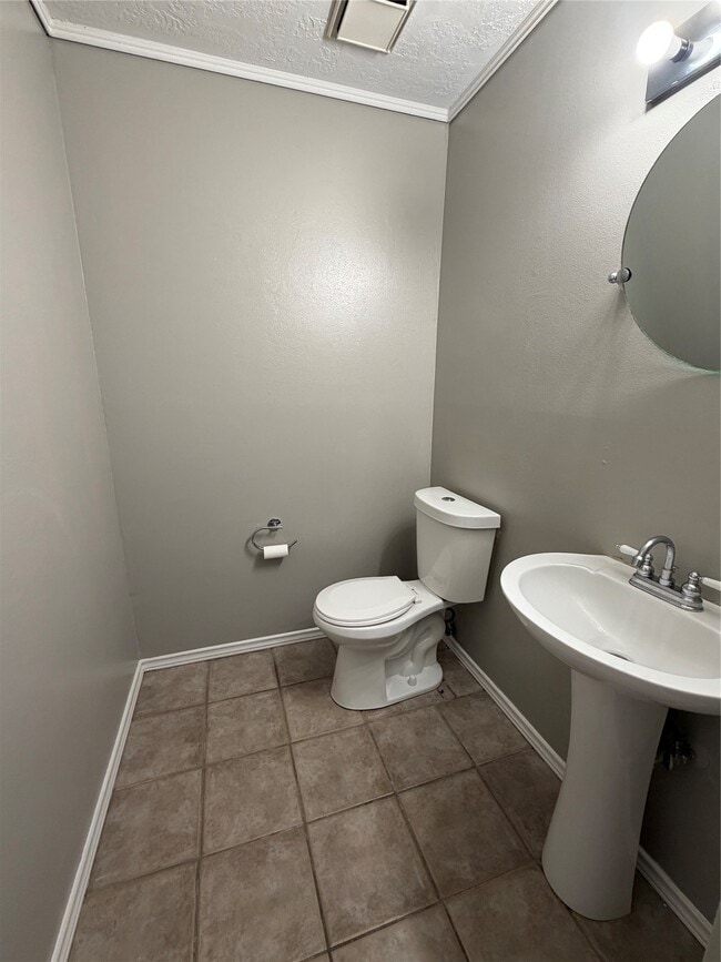 Building Photo - 2521 Crosstimbers Dr