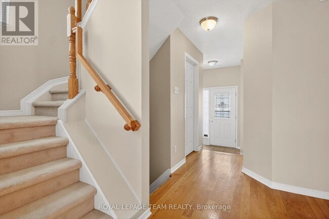 Building Photo - 35 Upney Dr