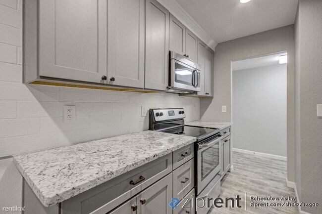 Foto del edificio - 3 br, 2 bath House - 9962 Burline St, Sacr...