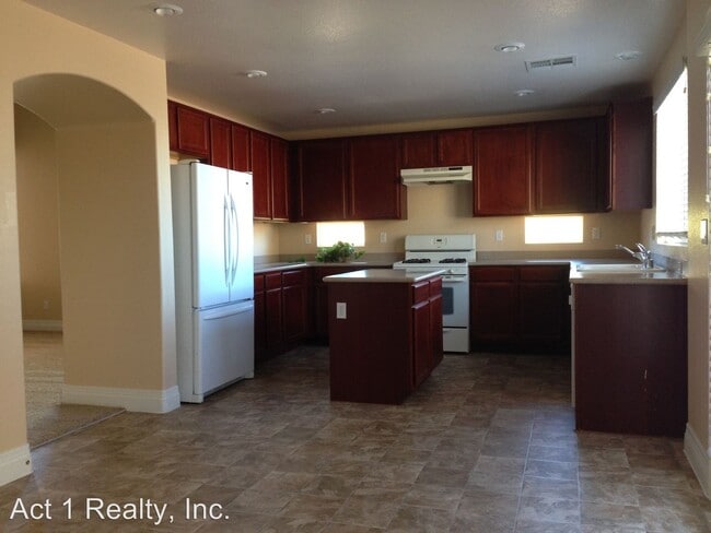 Building Photo - 1182 Twinkling Meadows Dr
