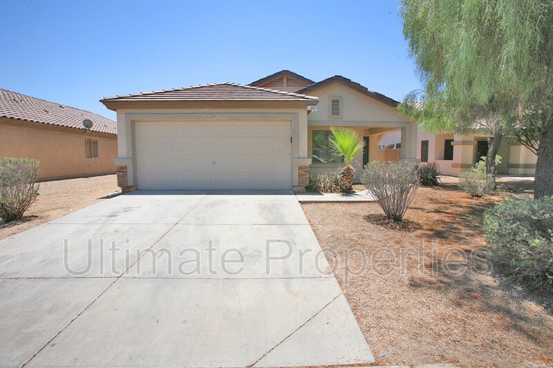 Foto principal - 6421 W Magnolia St