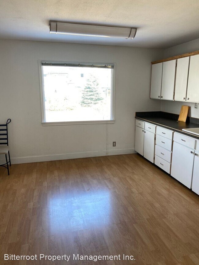 Building Photo - 3 br, 2 bath House - 1525 South 7th W
