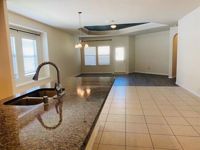 Foto del edificio - 24318 Courtland Oaks St