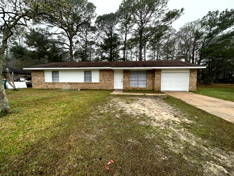 Foto principal - 2429 Academy Dr