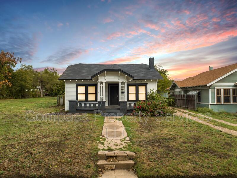 Primary Photo - 2111 Homan Ave