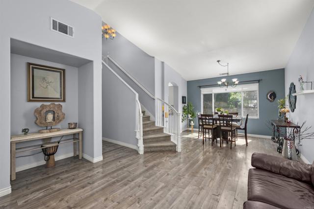 Foto del edificio - 1726 Ravenrock Ct