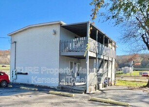 Building Photo - 2440 S Mill St