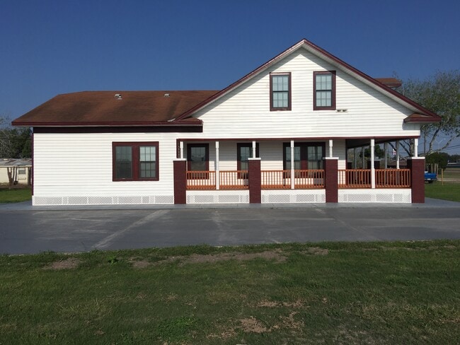 Building Photo - 1601 W Expressway 83