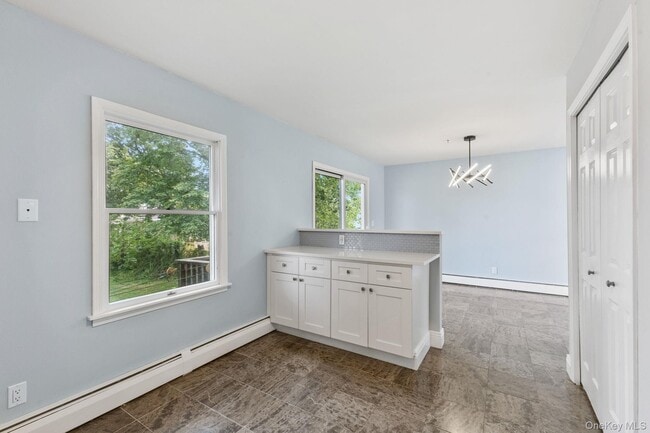 Foto del edificio - 132 Waverly Ave