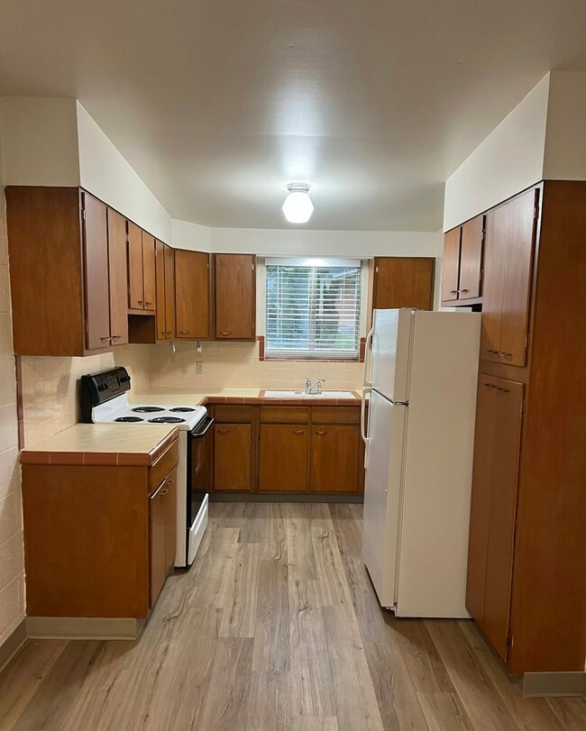 Foto del edificio - 2122 Orchard Dr