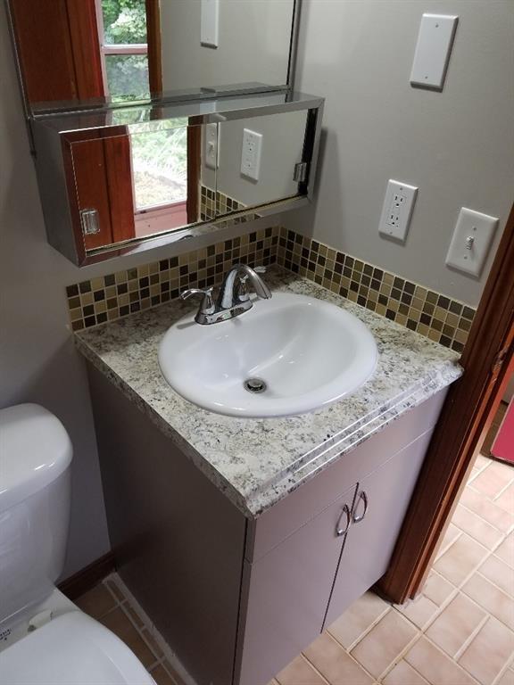 Building Photo - 12 Beacon St