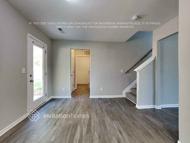 Foto del edificio - 2402 King Malcolm Ln