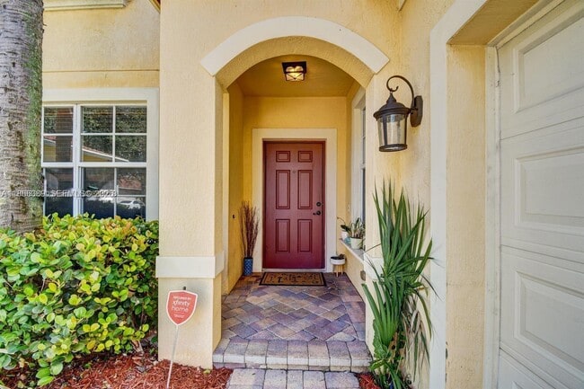 Building Photo - 804 Quartz Terrace