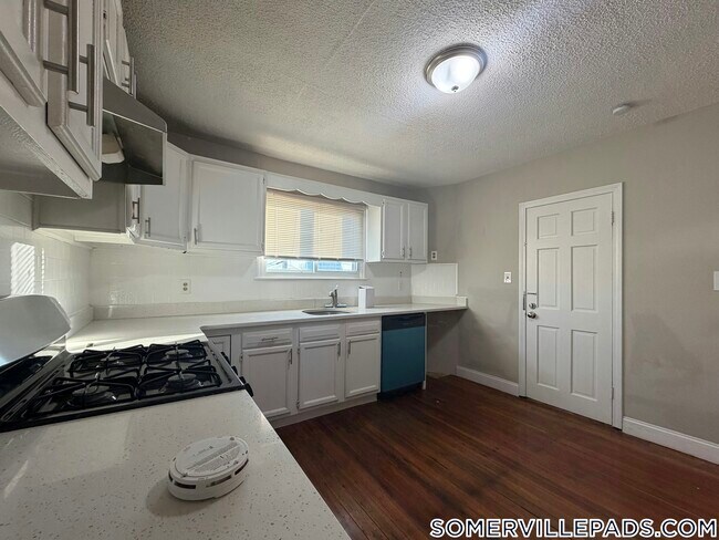 Foto del edificio - 280 McGrath Hwy