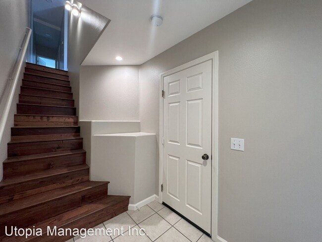 Building Photo - 2 br, 2 bath House - 3967 Lamont Street Un...