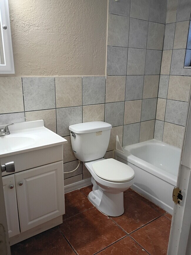 Foto del edificio - 9409 Eastfield Rd