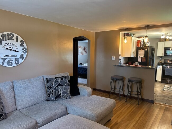 Photo - 5 Helen St House