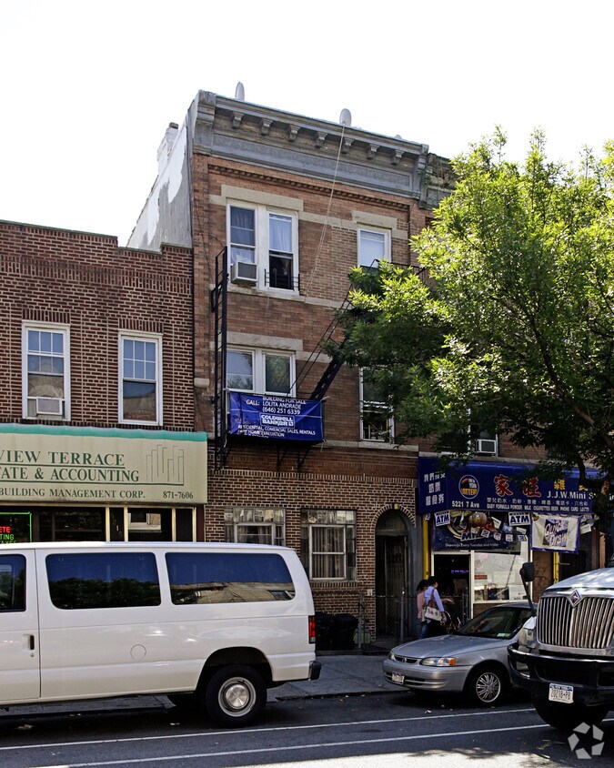 Building Photo - 5217 7th Ave