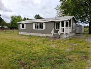 Building Photo - 6656-6660 Churn Crk Rd