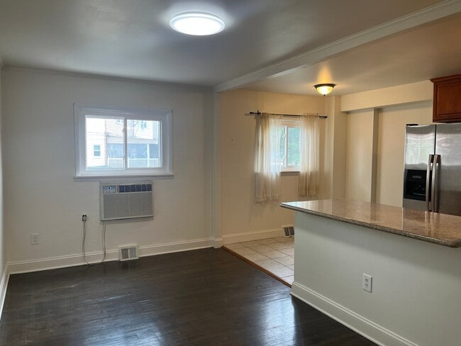 Building Photo - 4227 Greenmount Rd