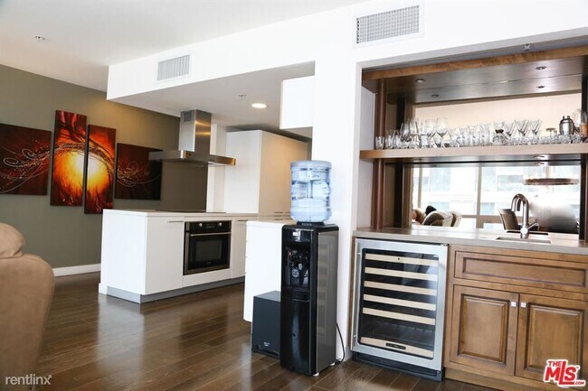 Building Photo - 2 br, 2 bath Condo - 901 S Flower St Unit 601