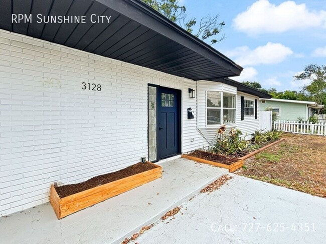 Building Photo - 3128 49th Street N