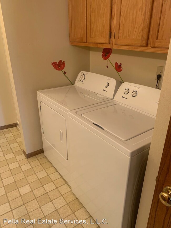Foto del edificio - 2 br, 1 bath House - 1342 Main Street