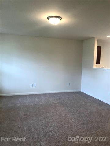 Foto del edificio - 1704 Overcreek Cir