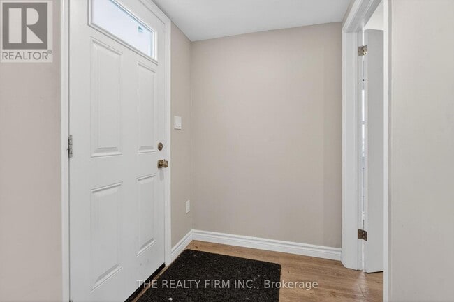 Building Photo - 312 Piccadilly St