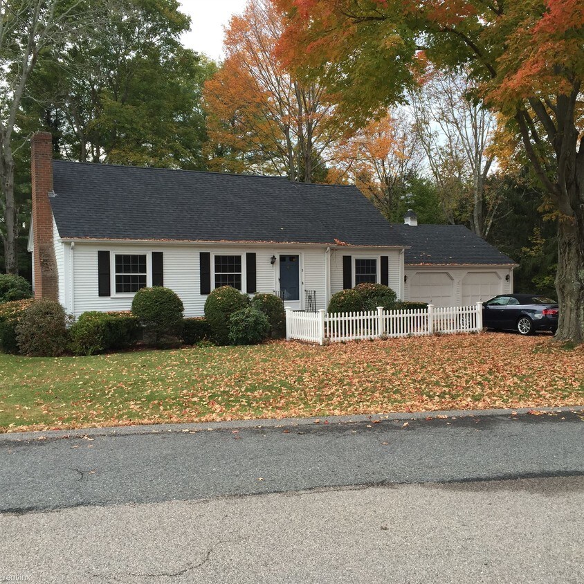 Primary Photo - 2 Mill St