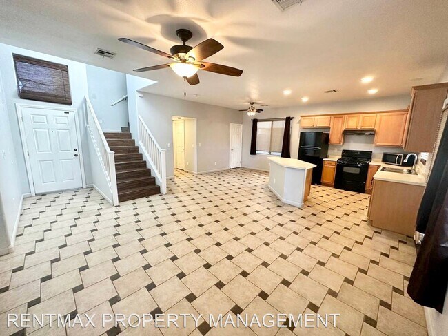 Foto del edificio - 3 br, 2.5 bath House - 6362 DIEGO DR