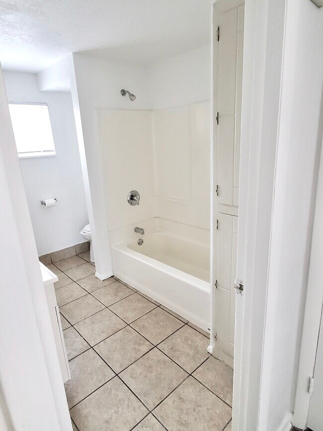 Foto del edificio - 2014 W 4700 S