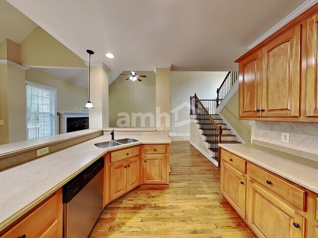 Foto del edificio - 103 Oakwind Pky