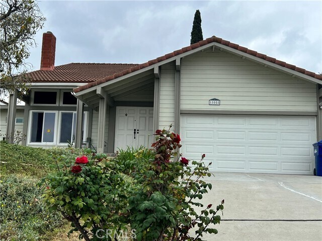 Primary Photo - 18058 Espito St