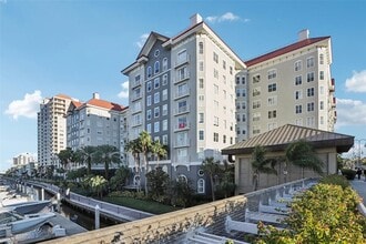 Building Photo - 700 S Harbour Island Blvd