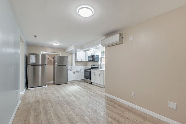 Foto del edificio - 3016 S West View St