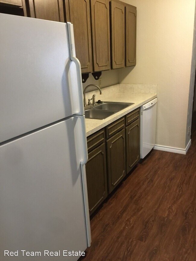 Foto del edificio - 3 br, 2 bath House - 1048 Georgian Rd E