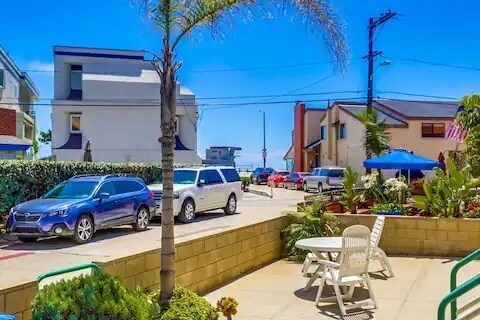Building Photo - 726 San Luis Rey Pl