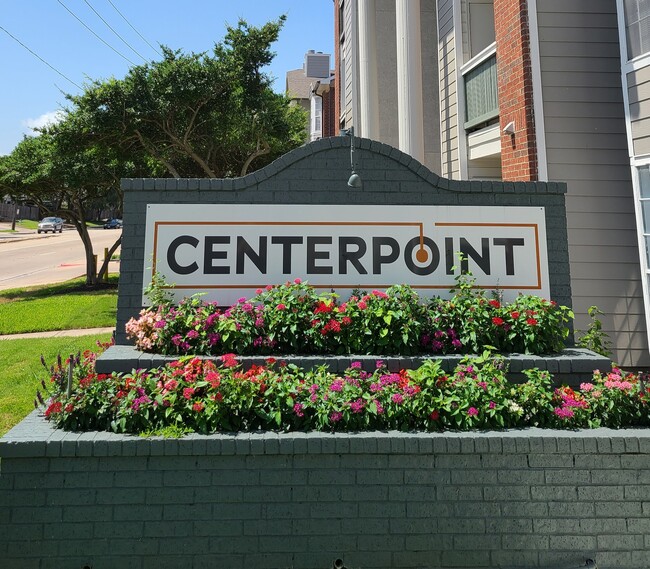 Foto del edificio - Centerpoint Apartments