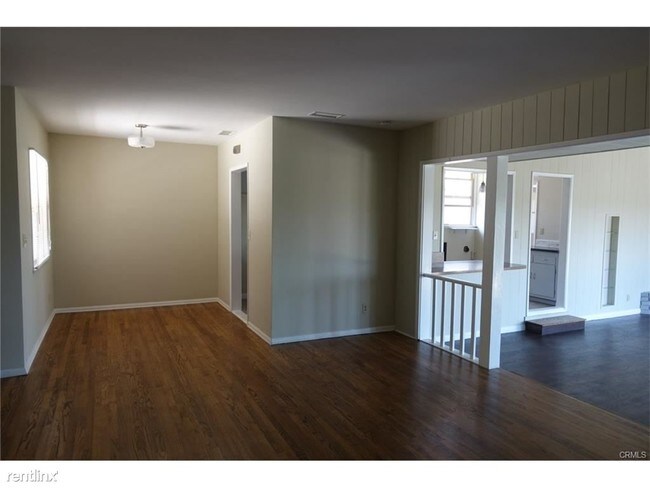 Foto del edificio - 4603 Newton St