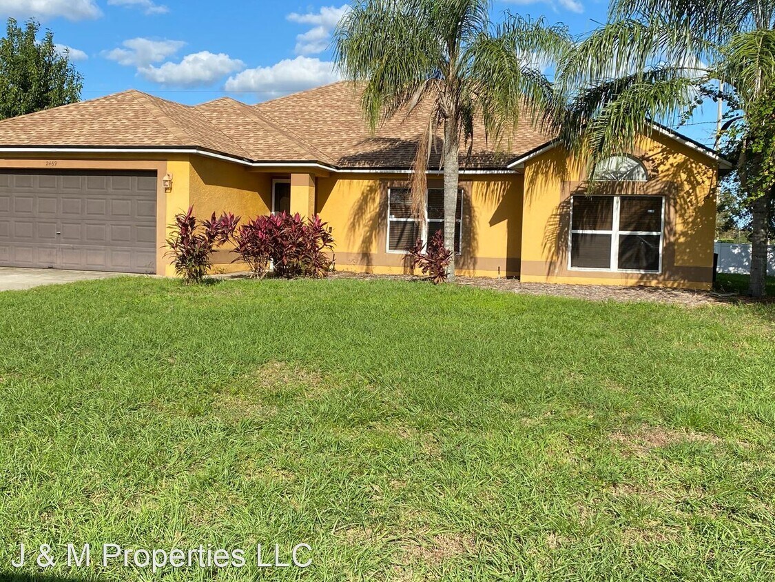 Foto principal - 3 br, 2 bath House - 2469 Academy Ave