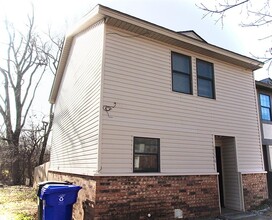 Building Photo - 2336 Heatherfield Ln